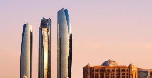 Abu Dabi: Curiosidades de la ciudad con el edificio más inclinado del mundo